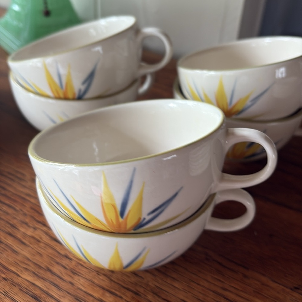 Winfield Set of Tea Coffee Saucers 12 each, Cups & Saucers